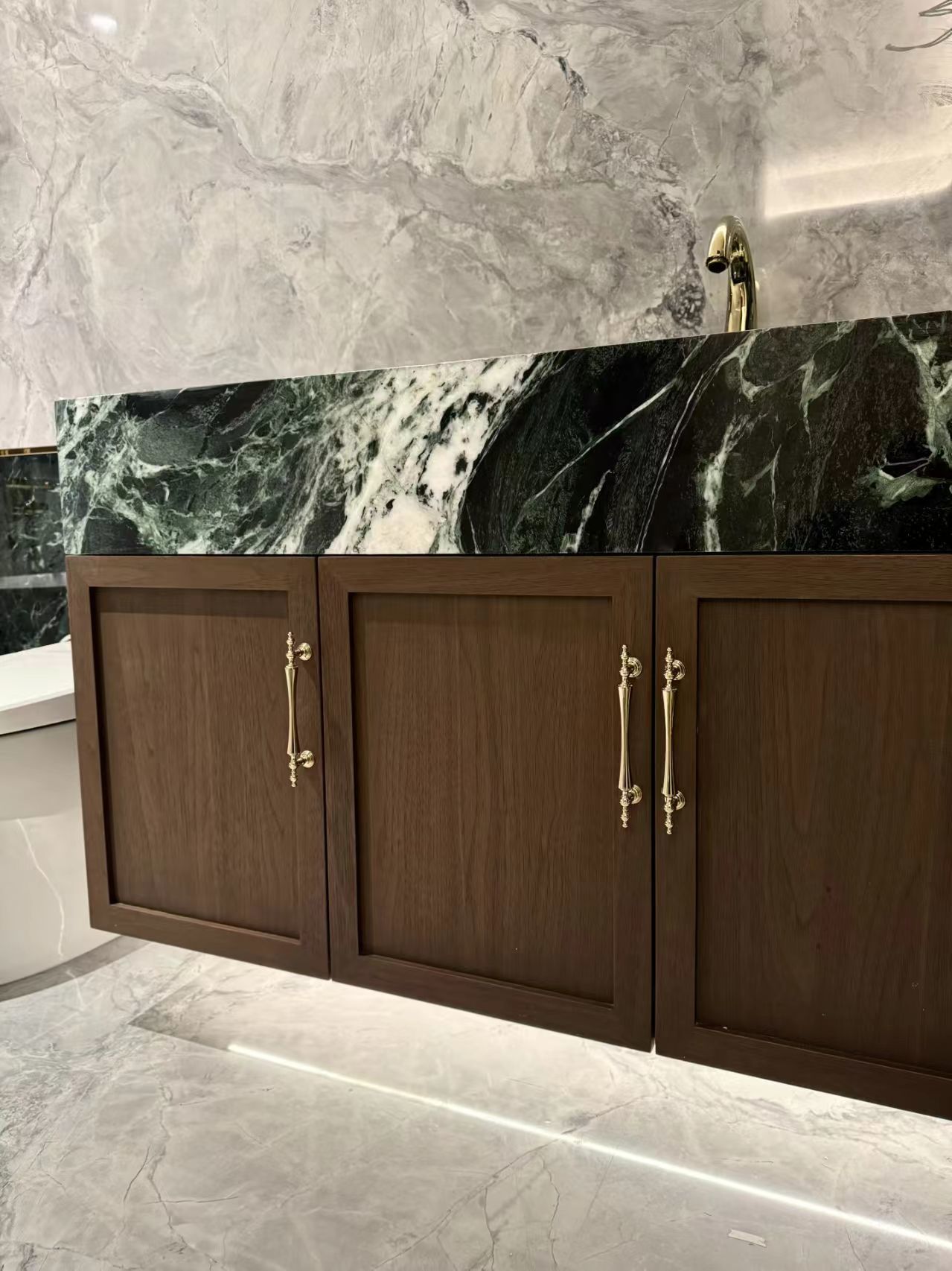 Luxury Pradas Verde Marble Vanity Top | Deep Green with Silver Gray Veins