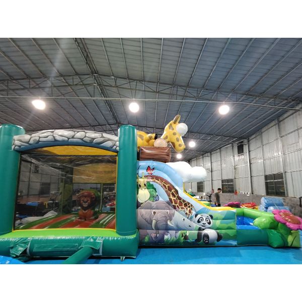 На улице подскакивающий дом с горками джунгли животные надувный подскакивающий замок с горками комбинированные двойные горки для аренды