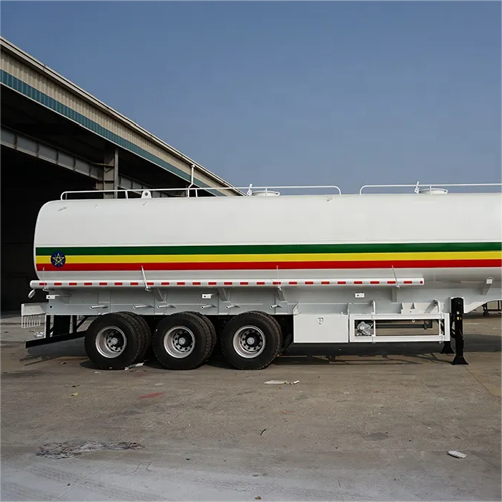Lpg Oil Tankers Semi-Trailers Three-Axle Heavy Mechanical/Air Suspension With 12r20 Tires