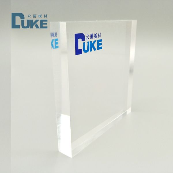 92% High Light Transmission Clear Plexiglass Panel with Custom Laser Cutting Service for Display