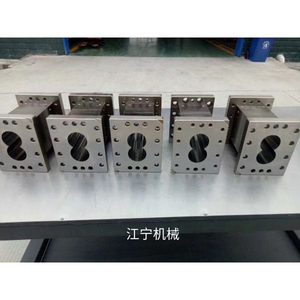 Twin Screw Extruder Screws And Barrels For Plastic , High Abrasive Resistance