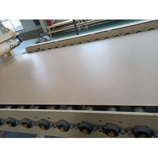 Ultra Thin MDF Board 1.0mm-2.5mm High Density Fiberboard E0 MDF 1220x2440mm 2100x2800mm