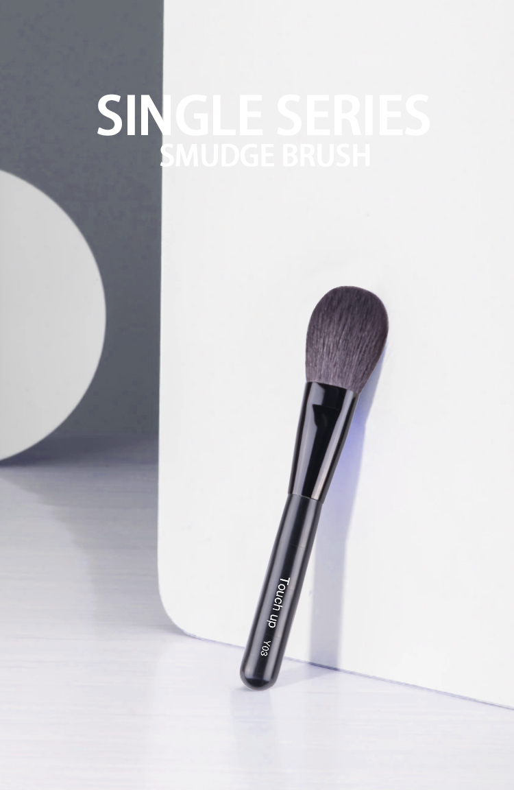 Sable Grey Flat Round Large-Area Blush Brush for Contouring & Blush, OEM/ODM Services Available-Product Code: Y03