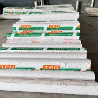 Couvercle en polyolefine Tpo thermoplastique reemballable pour un toit en acier léger à couche unique exposé