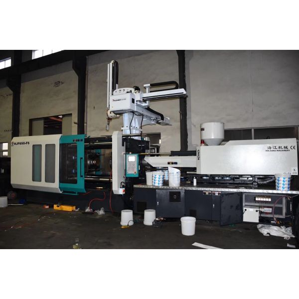 Industria colorida Máquina de fabricación de cajas de plástico Tipo de tornillo Molde de cajas de huevo de frutas Fabricante