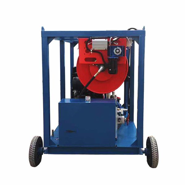 Cargo Large Underwater Cleaning Machine 22bar 56.7gal/Min Military Vessel Surface