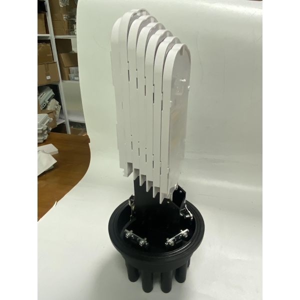 24-144 Cores Heat Shrink Dome Fiber Optic Splice Closure 1 Oval 8ports IP68 For Pole Duct