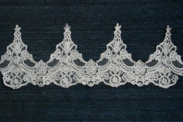 Black Guipure Lace Trimming  Embroidery Lace edge H19.5cm* L20cm Repeat