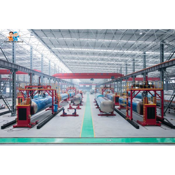 3 Axles 32000 Liters Liquid Tanker Trailer Carbon Steel Diesel Fuel Semi Tractor Trailers