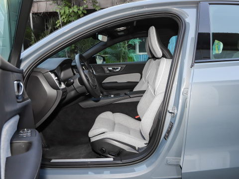 Luxury Geely Vol-vo S60 Hybrid Vehicle Car for Medium Sized SUV Home Automobile