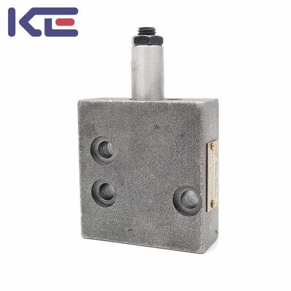 7235062100 Hydraulic Excavator Parts Pilot Valve For PC160-7 PC180-7