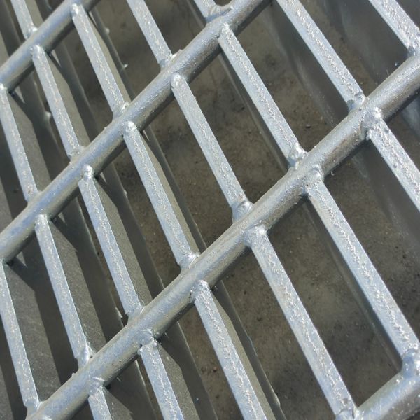 19w4 Heavy Duty Steel Grating Hot Dip Galvanized Walkway
