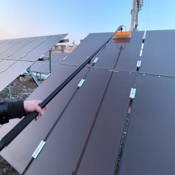 1 Année Service après-vente Wanlv Sunny Fabrication Manuel Pinceau à pulvérisation d'eau pour le nettoyage des panneaux solaires