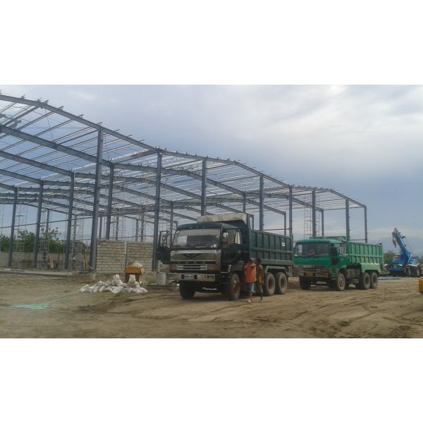Q355B Grade Prefabricated Steel Structure Philippines Warehouse Construction