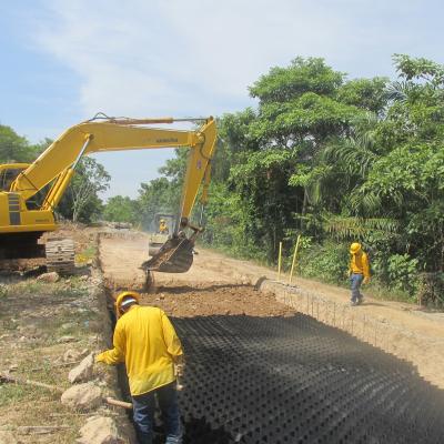 O HDPE plástico liso Geocell cobrir a grade do estabilizador do caminho para a construção de estradas