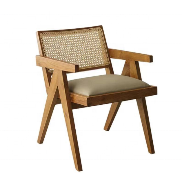 Specific Dining Chair Design Home Furniture Rattan Chair with Mail Packing and Upholstered Solid Wood