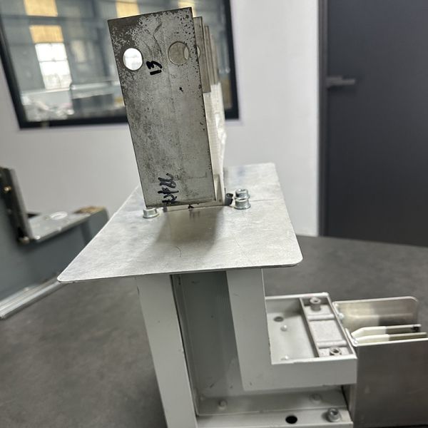 Equipos eléctricos para sistemas de barras colectoras de baja tensión cerradas para edificios