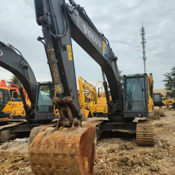 EC220D Vol Certified Pre Owned Used Excavator Hydraulic 22 ton Crawler Digger