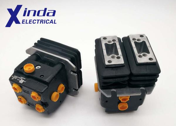 YN30V00105F2 Kobelco Pedal Valve SK200-8 SK250-8 SK260-8 SK350-8 SK460-8