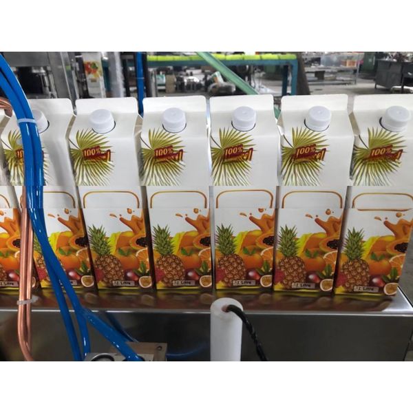 23 кВт Общая мощность Свежий сок напиток Асептическая галерея верхний картон заполняющая машина