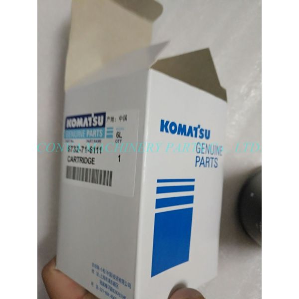 Durable Excavator Engine Oil Filter For Komatsu 6732-71-6111 Anticorrosive