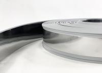 Le matériel acrylique en acier de décoration de signe de magasin de chapeau d'équilibre de lettre de couleur bon protègent contre les intempéries
