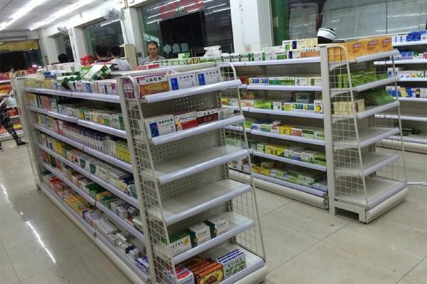 Metallic Medical Store Display Rack For Pharmacy 1950mm 2150mm 2350mm Height