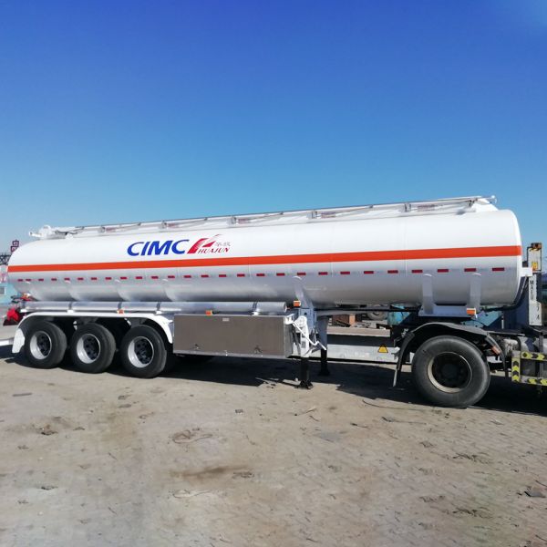 CIMC HUAJUN 3 Axle Diesel Tanker Truck Trailers 30000L-60000L Fuel Tank Semi Trailer