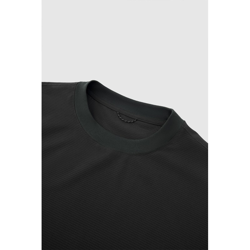 Customized Outdoor Breathable Perforated Fabric T-shirt Solid Sporty Short Sleeve New Spring Summer Quick-drying Cool Feeling