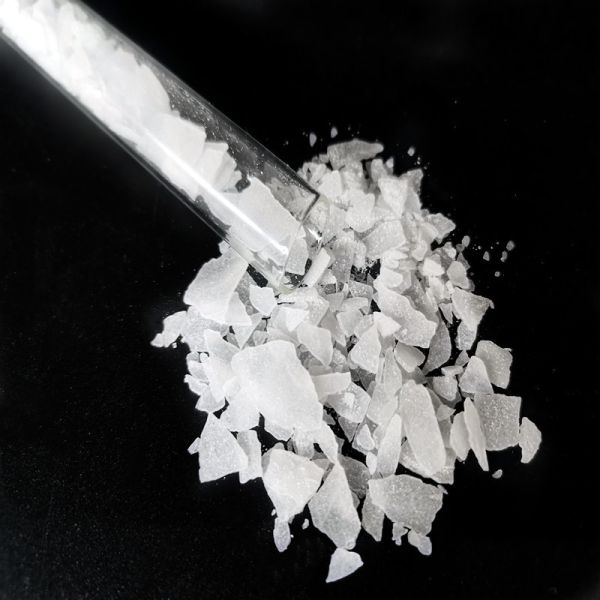 White Crystalline Flake Benzophenone With Excellent Binder