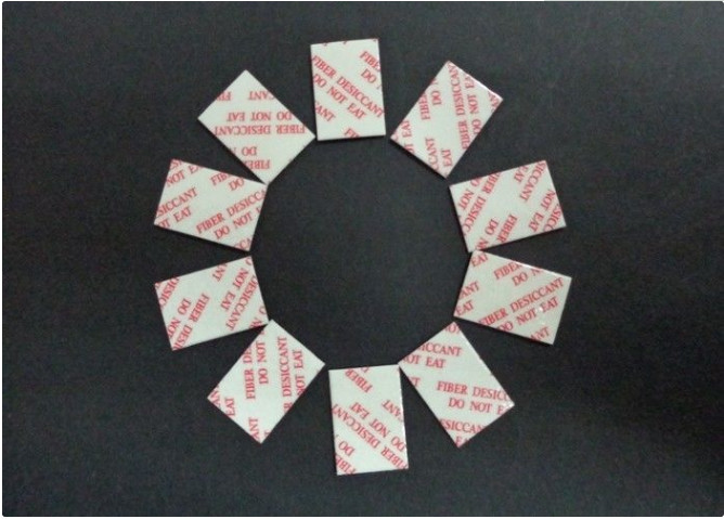 Food Industry Fiber Desiccant Do Not Eat , Adsorption Capacity Adjustable