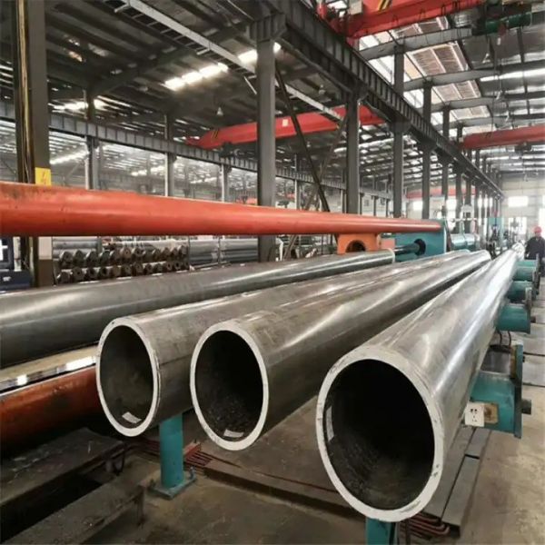Customized Color 6061 T6 Large Diameter Anodized Round Aluminum Hollow Pipes at Prices