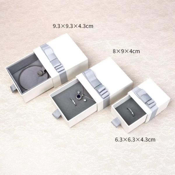 ODM Necklace White Grey Kraft Paper Jewelry small gift boxes With Drawer