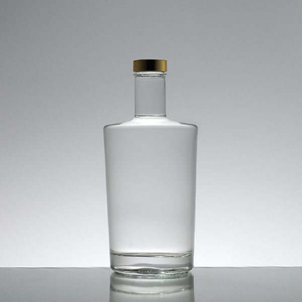 Engraved Super Flint Glass Alcohol Jar 750ml Bulk Liquor Glass Bottle with Cork 1 Liter