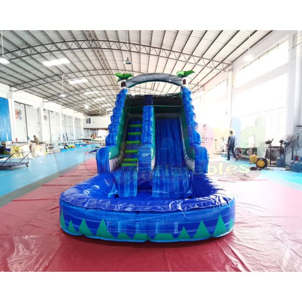 スライドが付いている商業1000Dヤシの木の跳ね上がりの家