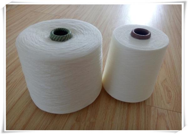 Peso branco cru 100% acrílico de grande resistência da lã penteada do fio para confecção de malhas