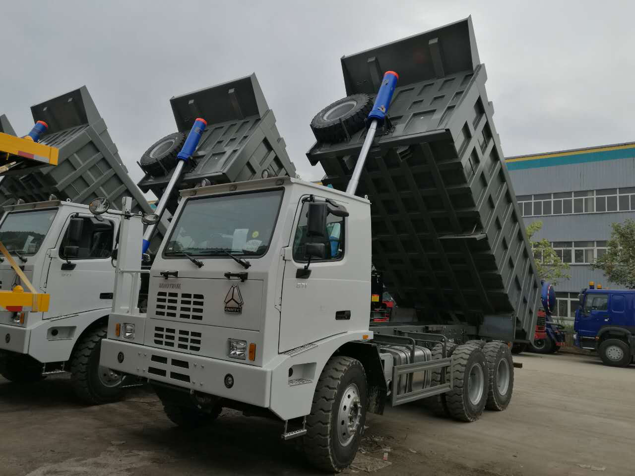 Commande de main gauche de cabine de l'euro deux HW7D du camion à benne basculante d'exploitation de Sinotruk HOWO 50T 371HP