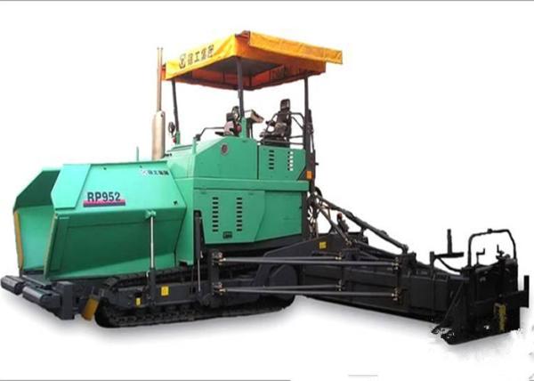 4 Tons Hopper Capacity Asphalt Paver Machine , Deutz 140KW Diesel Asphalt Paving Equipment Rental 