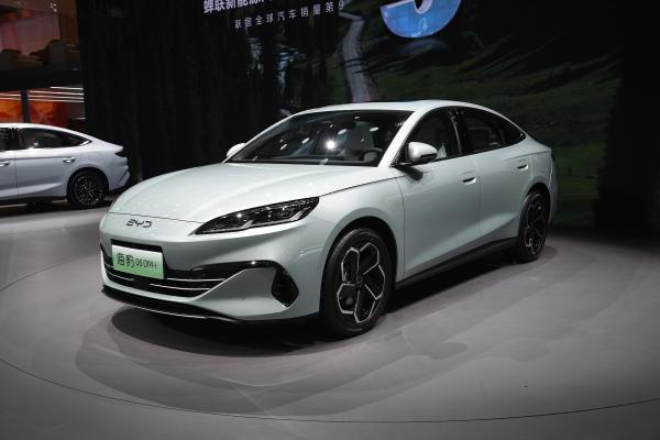 180km/h Byd Seal 06 Dm I 120km Plug In Hybrid Electric Car