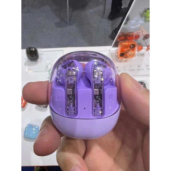 Настроенные беспроводные наушники в ухе Hifi Стерео Спортивная редукция водонепроницаемая