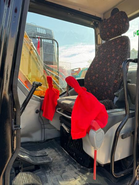 2019 Año SANY 7T Excavadora Diseño de acero suave Ideal para ambientes hostiles Usado Komatsu