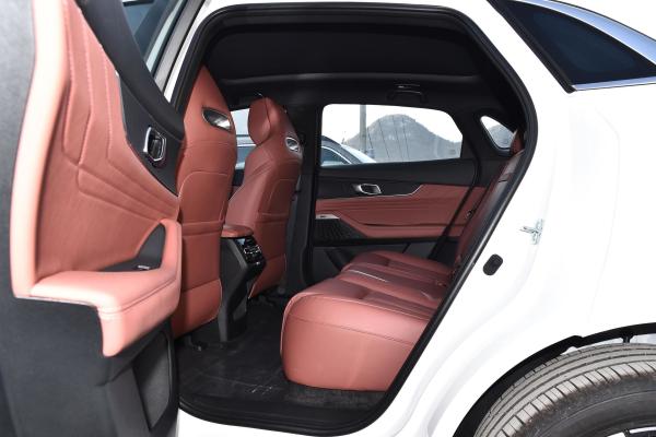 Ventana delantera eléctrica Volante multifunción Changan Uni-K 2023 SUV inteligente