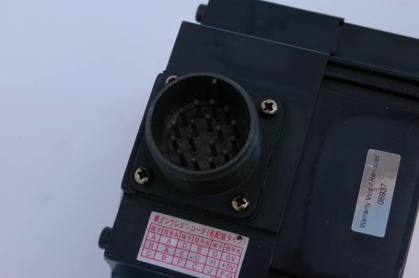 、7.6A 0.85KW 1500r/min真新しく、元ののUSAGED-09A210Eは3-5仕事日のofe時間を提供する。