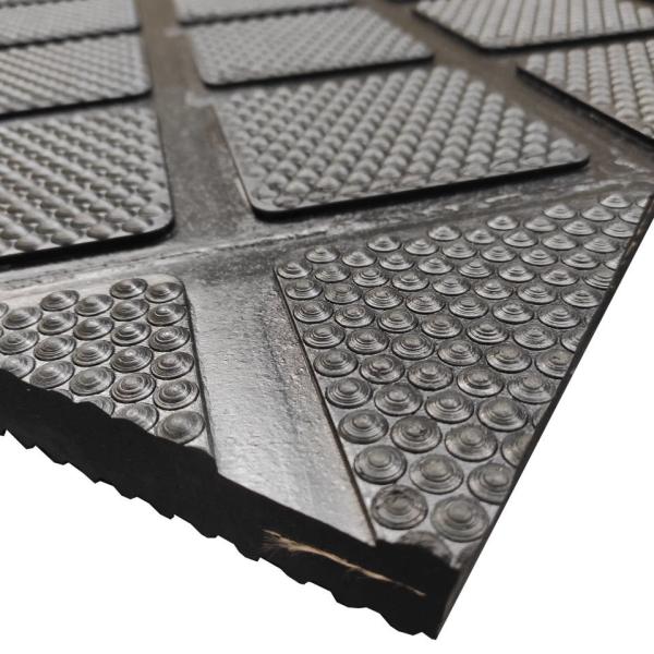 Rubber Dairy Interlocking Horse Mats Anti Knock Thickness 15mm