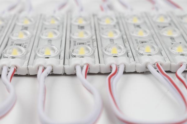 多彩型SMD3030 100LM RGB DC12V 1W 防水LEDライトモジュール 屋外広告