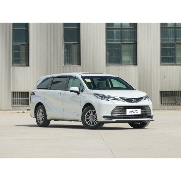 Seats Toyota SIENNA HEV Four-Wheel Hybrid Electric MPV with Copilot Seat Adjustment