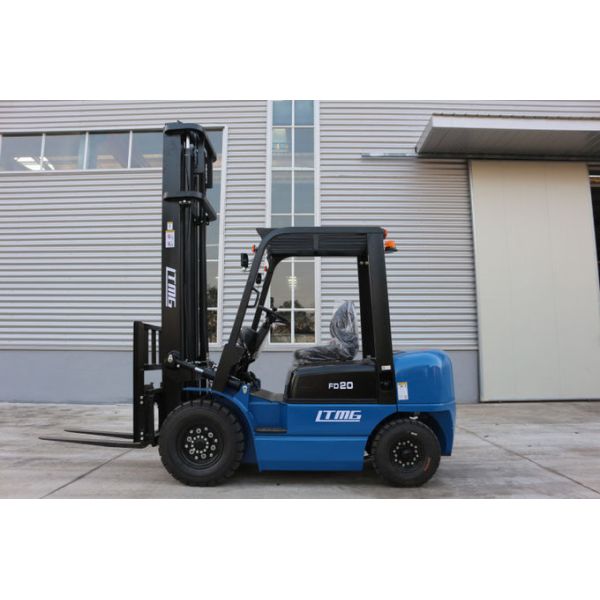LTMG 20 Ton Forklift Equipment Rental , Heavy Duty Forklift For Stations