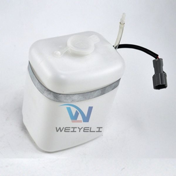Coolant Expansion Kettle XCMG12V/24V Washer Wiper Auxiliary Water Bottle Windshield Cleaning Spray Bottle