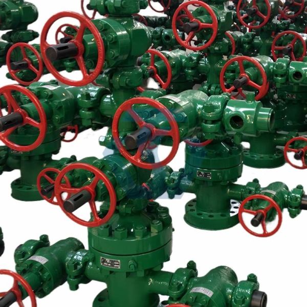 Appareils de tête de puits de champs pétrolifères API Assemblage d'arbre de Noël à haute pression pour le forage de pétrole et de gaz