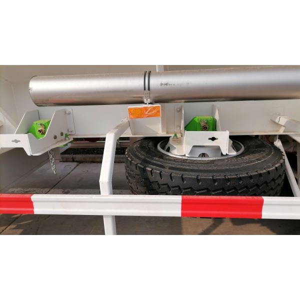 TITAN 3 Axle 50000 Liters Carbon Steel Diesel Fuel Tanker Trailer for Oil for Sale Near Me